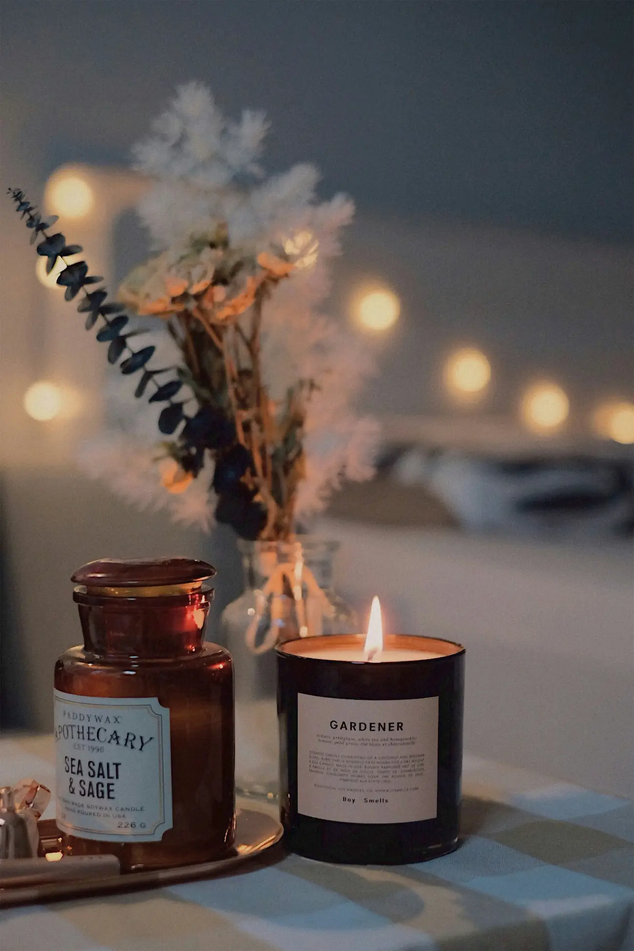 Vela aromática y frascos de spa, ambiente íntimo para regalo